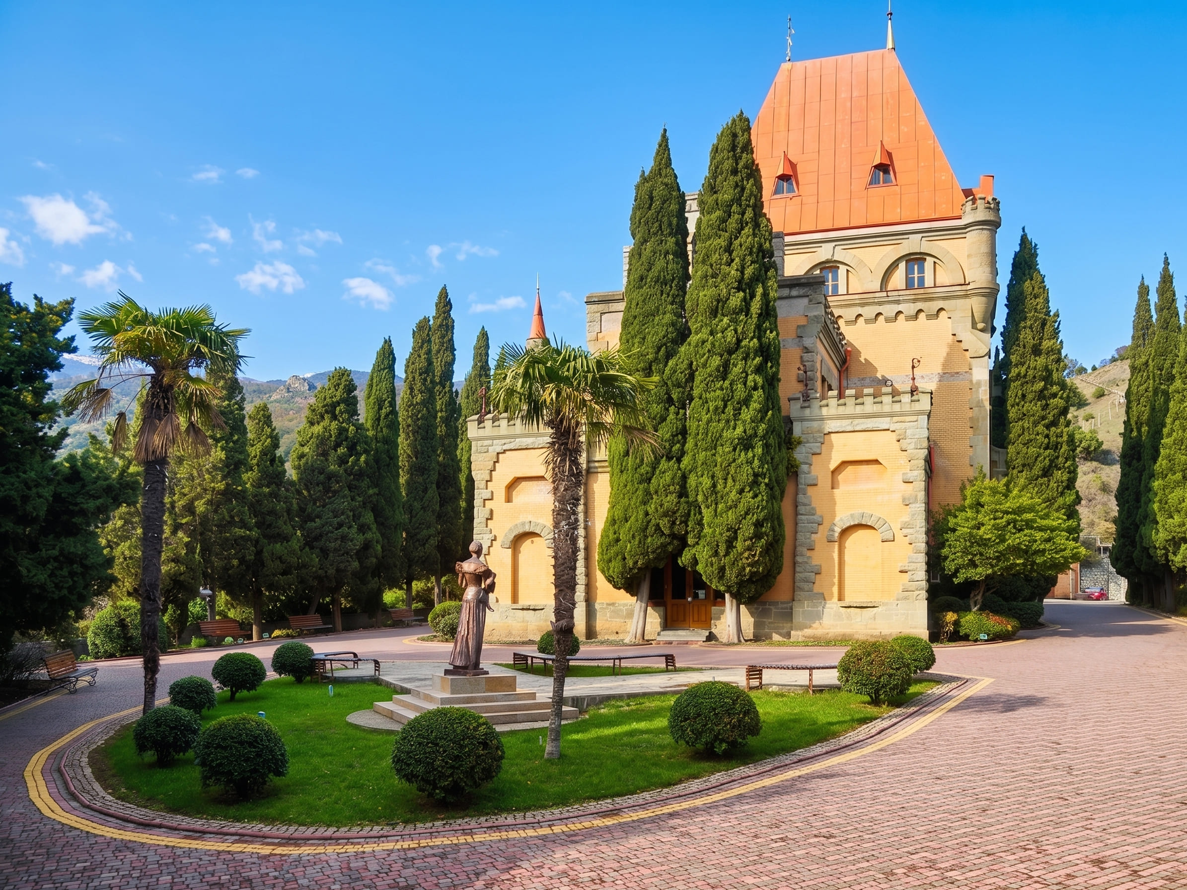 отель московский алушта официальный