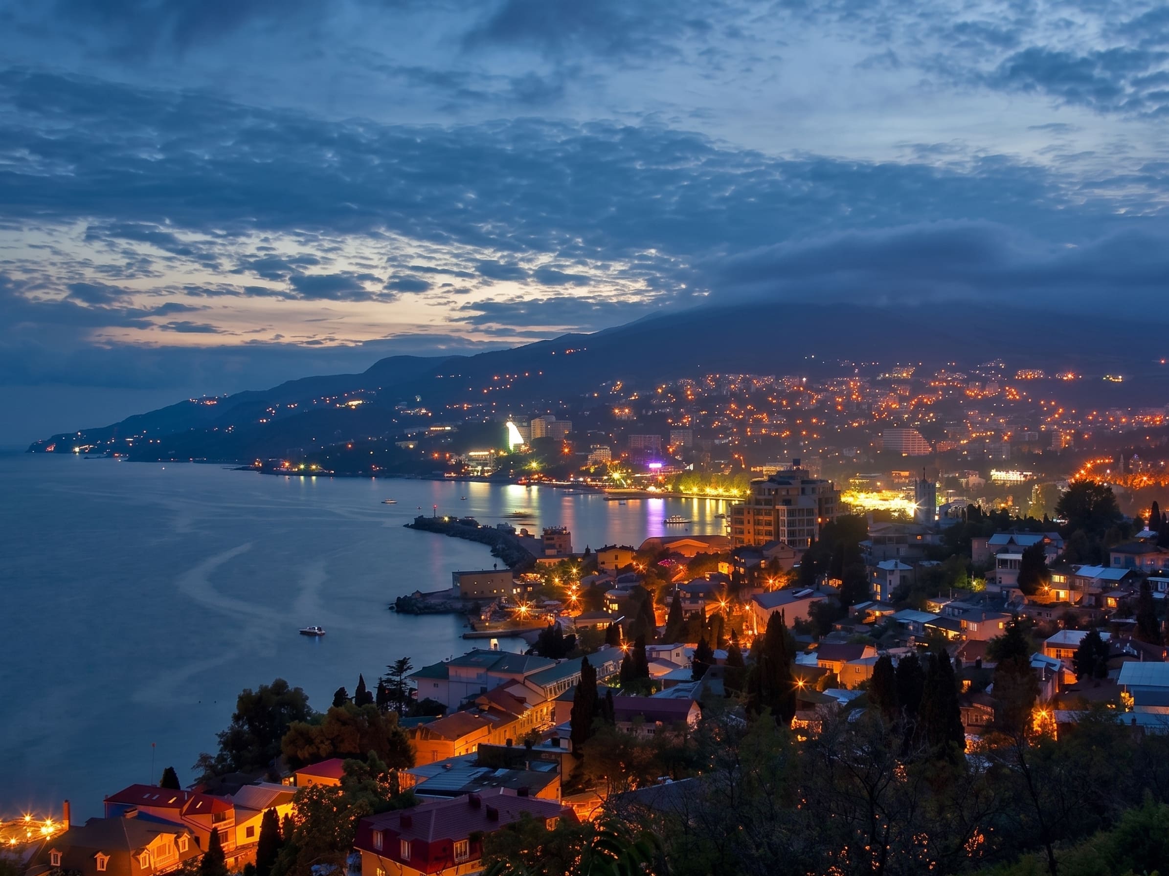 отель московский алушта сайт