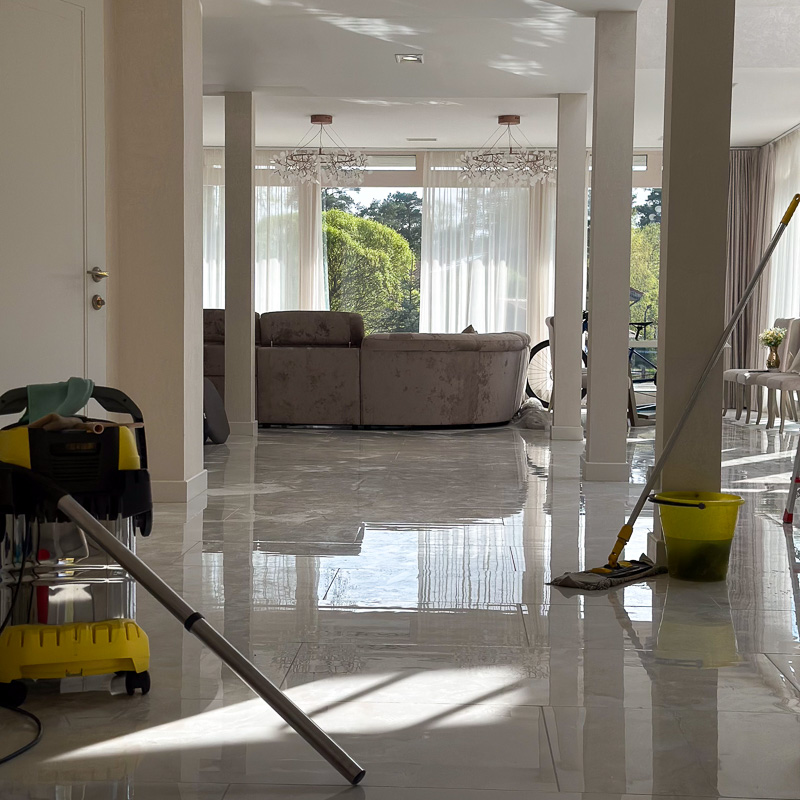 Регулярная уборка частного дома